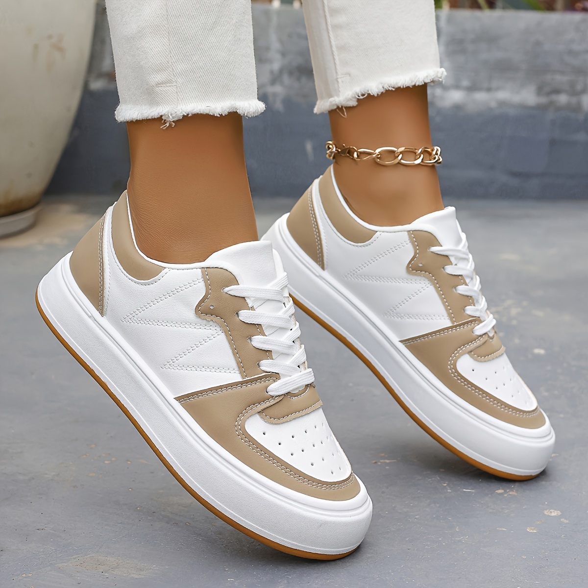 Women's Sneakers outlet