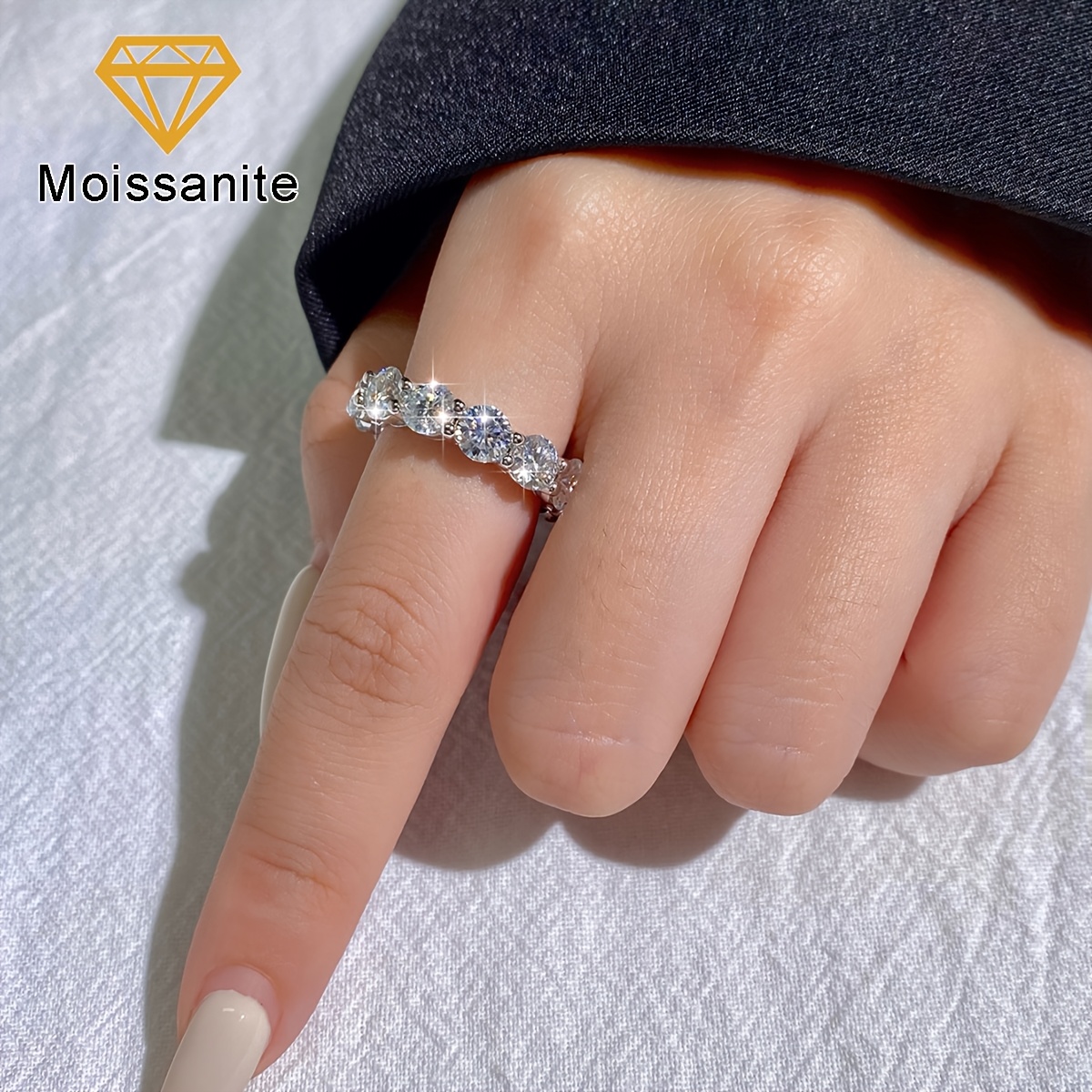 Women's Sparkling 5Mm Moissanite Luxury Wedding Eternity Band Ring