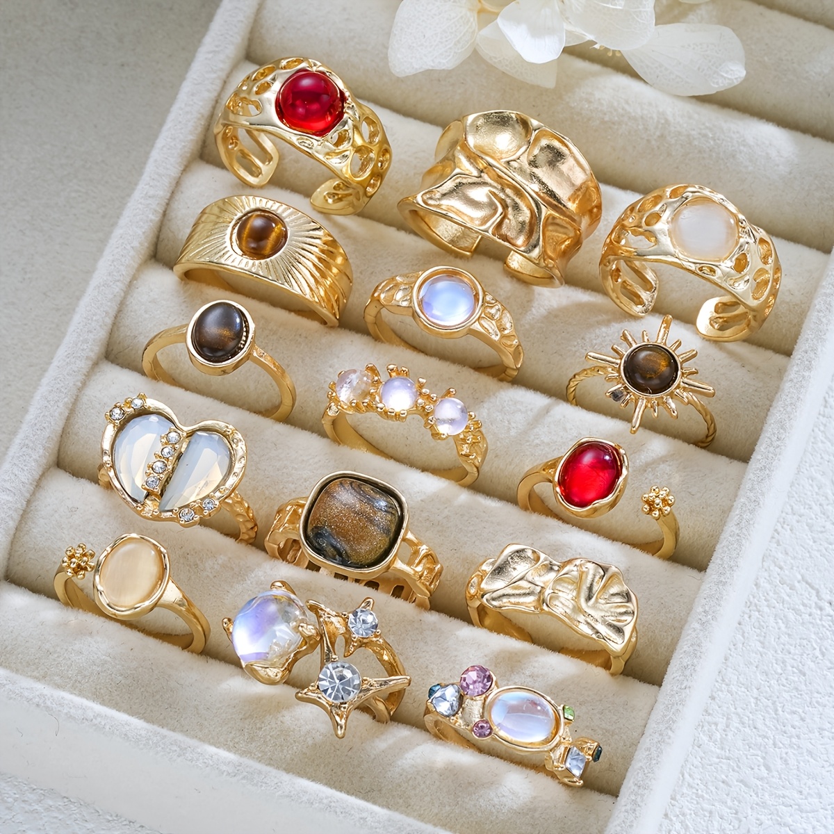 TEMU 15pcs Women's Fashion Personality Ring Set, Stylish And Luxurious Old Money Style With A High-end Feel, Featuring Heart-shaped Multicolored Wide