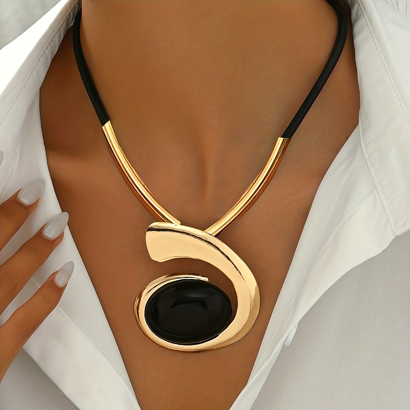 TEMU A New Women's Pendant Necklace Featuring A Vintage With A Creative And Unique Golden Geometric Snail Shape, Inlaid With An Oval Acrylic Piece,