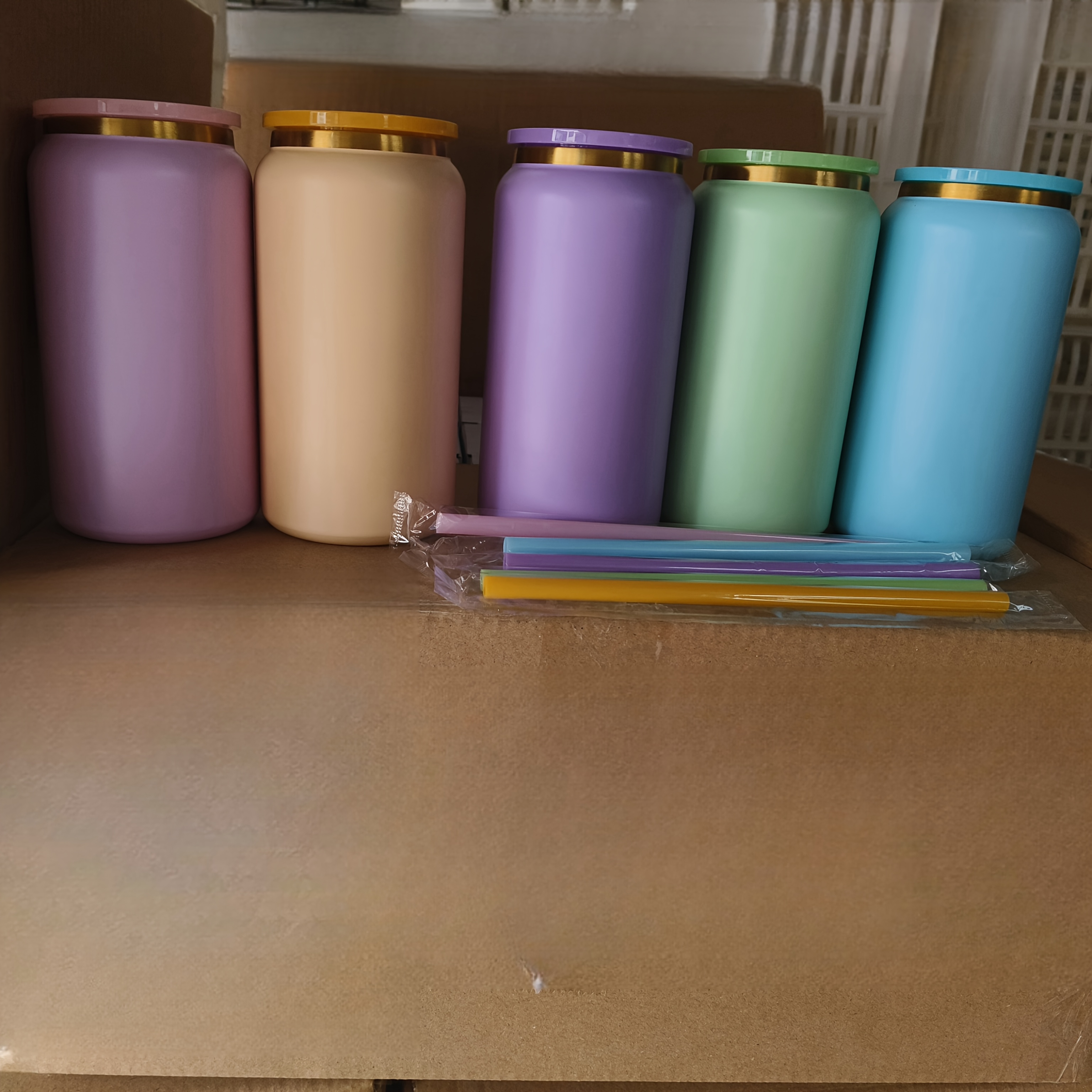 TEMU 25packs Usa Warehouse 16oz Colored Blank Sublimation Vacuum Insulated Tumbler Cups 16oz Blank Sublimation Can Cup Tumbler With Color Lid And Straw For Laser Engraving Golden Underneath
