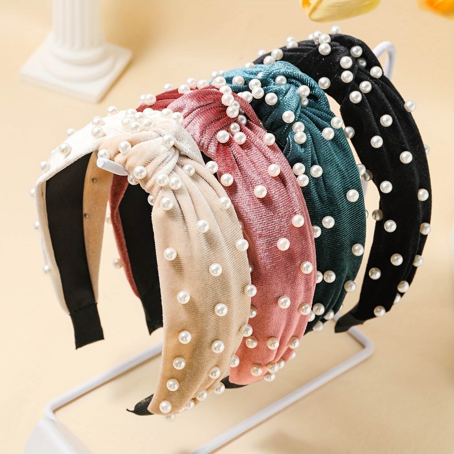 

4pcs Women's Beaded Knotted Headband Set, Wide Edge Velvet Hair Accessories, Elegant And Style, Suitable For Everyday Wear