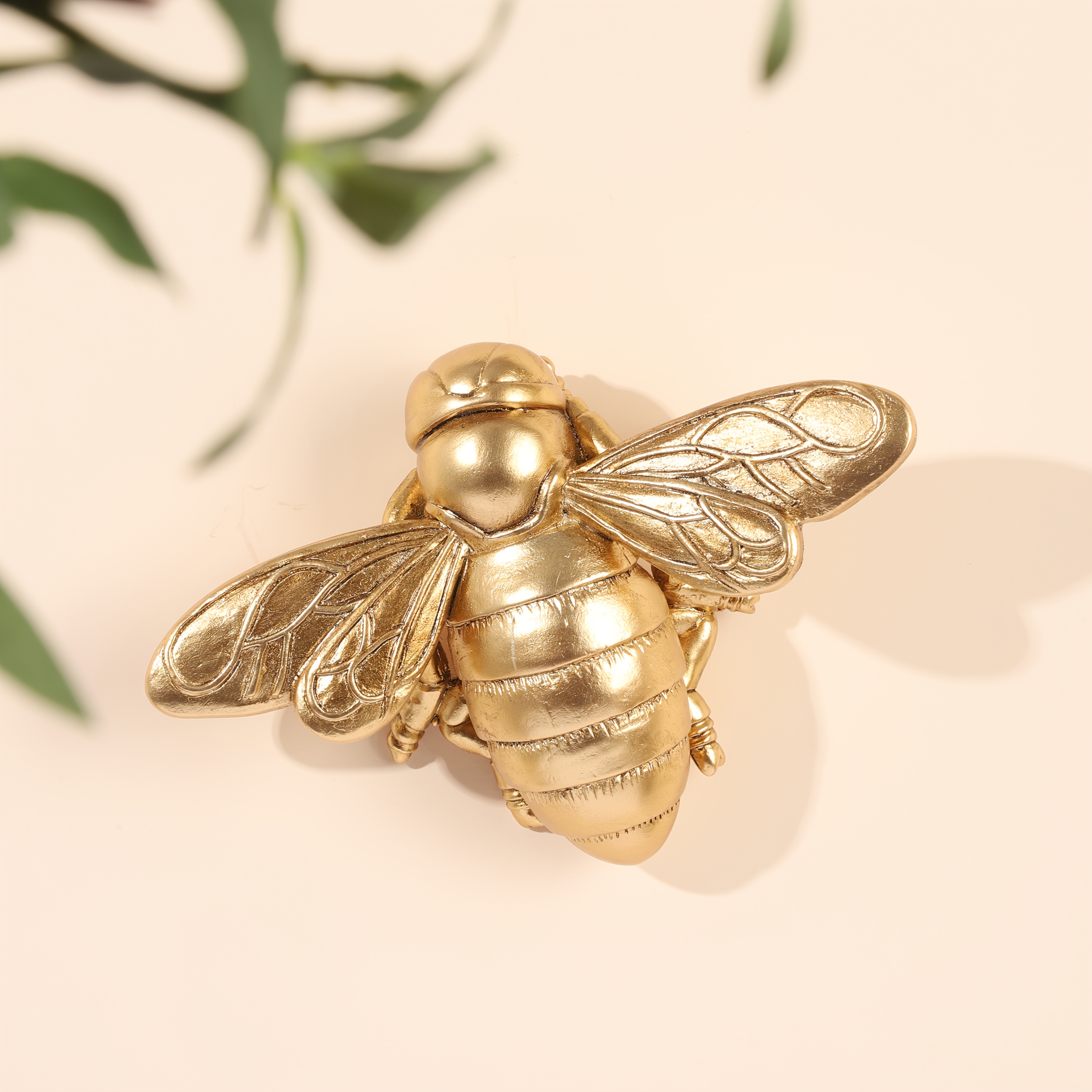 1pc art deco resin honeybee home decor   designs use without electricity without laser no feathers for   fit to   and enhance family  