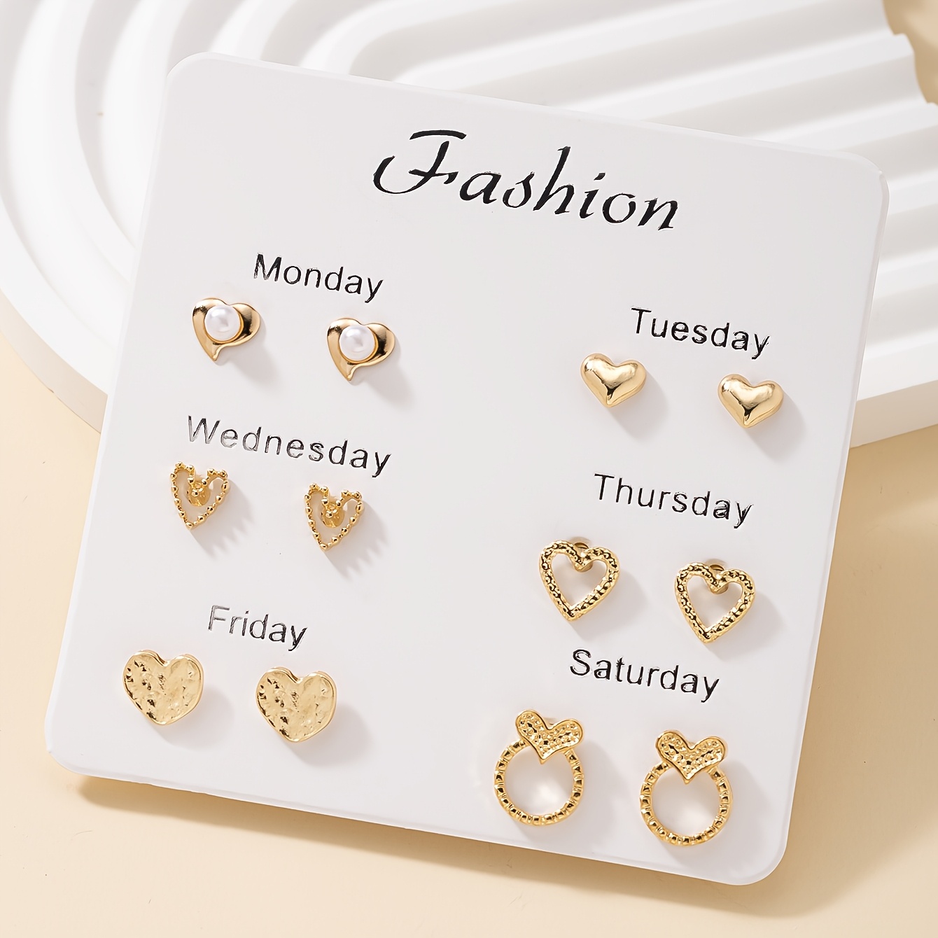 Image of 1 Set Of 6 Pairs Of Fashionable Heart-shaped Minimalist Women's Stud Earrings Set Jewelry Holiday Gift Worn Daily Multi-piece Set