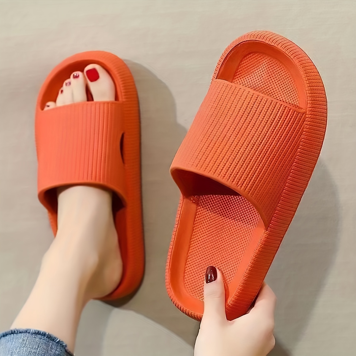 2024 New Fashionable And Versatile EVA Couple Slippers, A Variety Of Colors To Choose From, The Bottom Is Not Very Thick, The Wrapping Is Comfortable, Soft, Non-slip And Wear-resistant, Suitable For Wearing The Beach Outside The Bathroom At Home, Supermarket Improvements, Lighter, Thinner And More Comfortable, Simple Ins