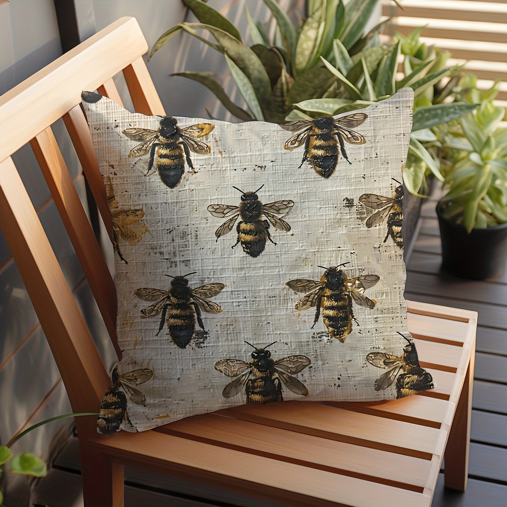1pc Realistic Bee Pattern Velvet Pillowcase Home Decor Pillowcase Sofa Cushion