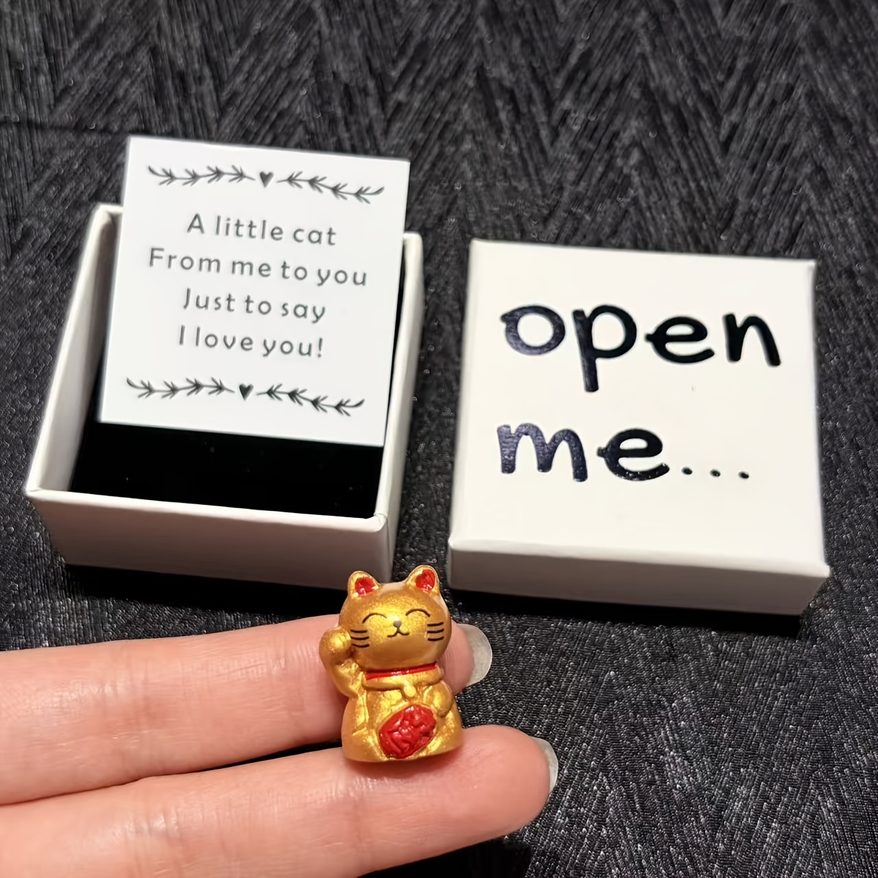 Image of "" With Adorable Golden And " You" Message Card - Ideal For Birthdays, Weddings, Anniversaries, Valentine's Day - Resin/paper, No Battery Required, Suitable For Any Occasion