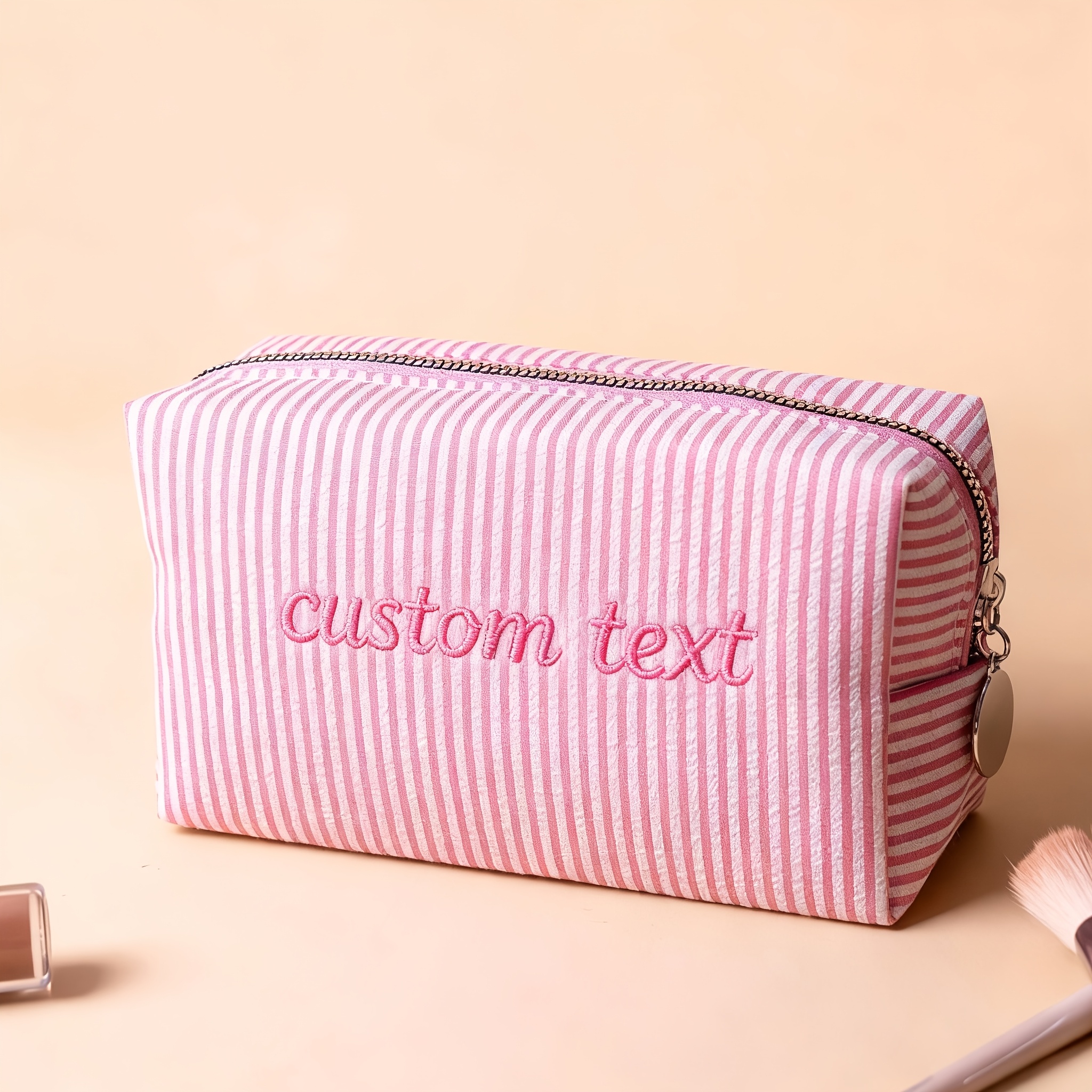 E-shop Personalisierte Make-up Tasche mit individuellem Namen/Text - Elegante Kursivschrift Nylon Kosmetik Organizer mit Stofffutter - Brautjungfern