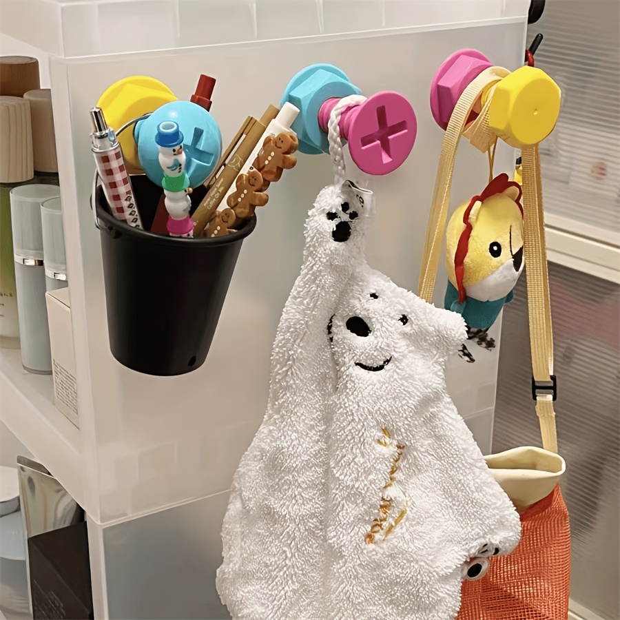 

3pcs Cute Plastic Screw Hooks, Wall Hangers, Fashionable -bearing Clothes And Caps Holder, No Punching Required, Aesthetic Bedroom Wall Decor, Suitable For Home & Kitchen Use, Utility Hooks