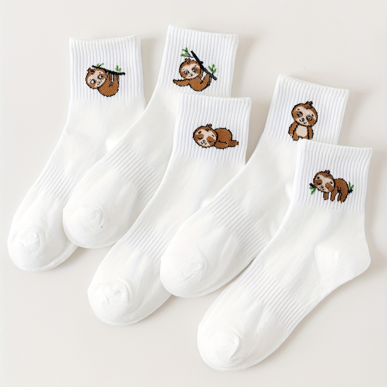 Image of 5 Pairs Unisex Fashion Comfortable Cute Cartoon Sloth Animal Pattern Short Socks Suitable For Daily Casual Wear Suitable For Summer Short Skirt And Shorts Flat Shoes Pairing Mid-calf Socks