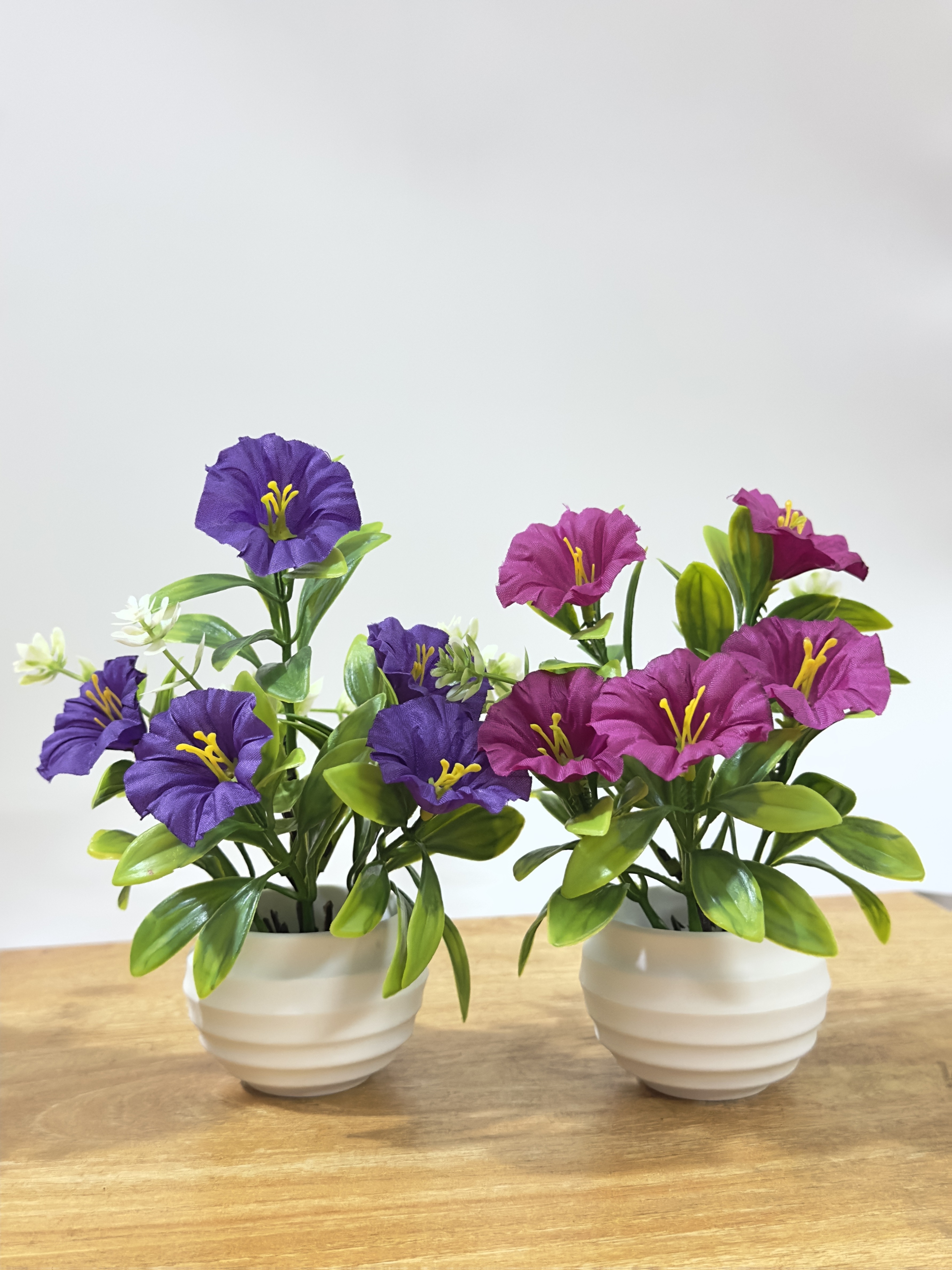 1/6 Set Morning Glory Flower with Pot, Elegant Mini 5 Artificial Flowers Artificial Green Plant Potted Art, Suitable for Home, Hotel And Garden Decoration Tabletop Overall Height 16Cm Small Ornaments (Note: Pictures Appear Large