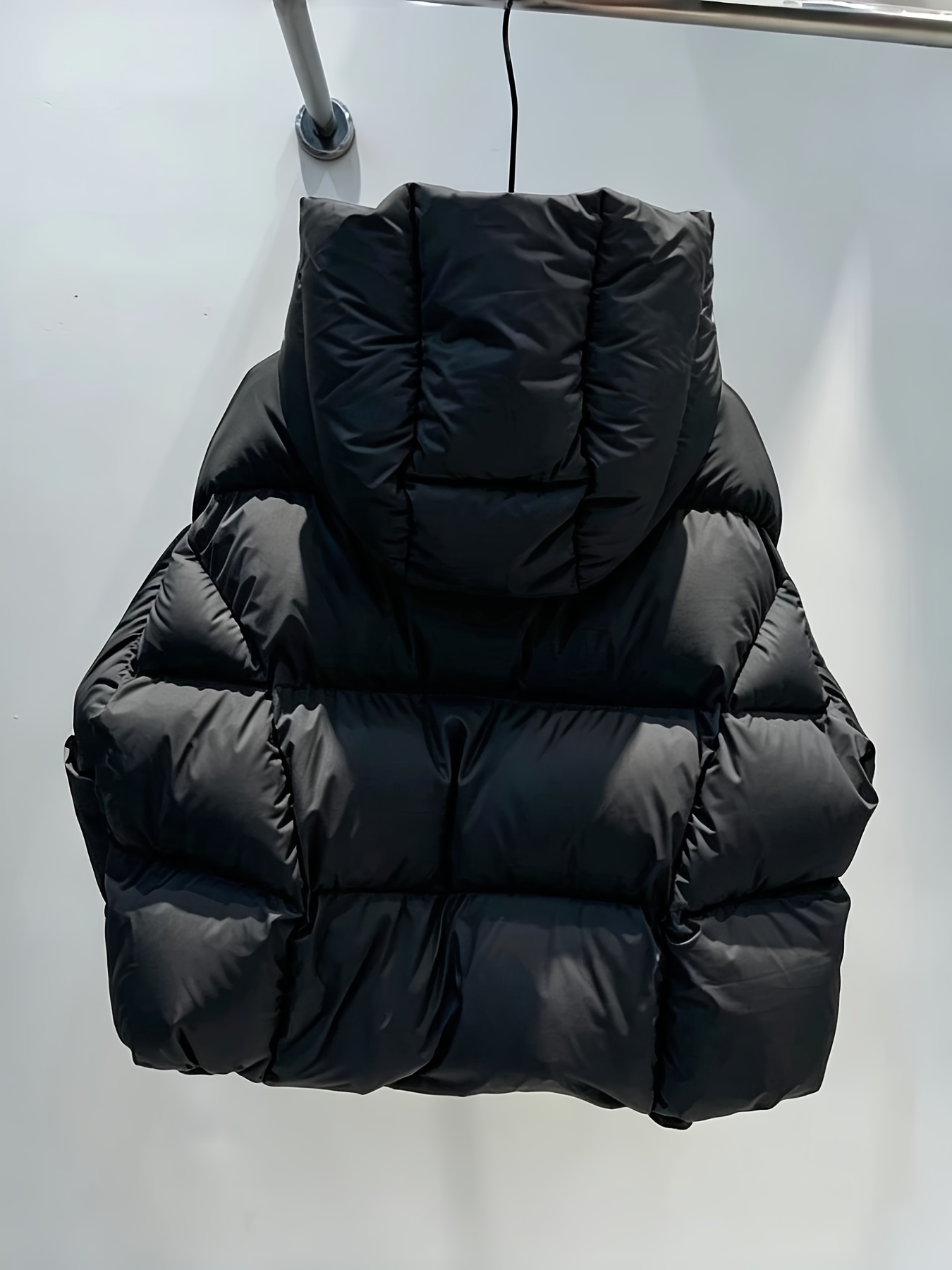 pallto me kapuç në stil korean për femra,   e jashtme e trashë për vjeshtë/dimër me përshtatje të lirshme, pallto e trashë e zezë me kapuç për femra, pallto e shkurtër e trashë dhe e butë, xhaketë e ngrohtë dhe rezistente ndaj erës