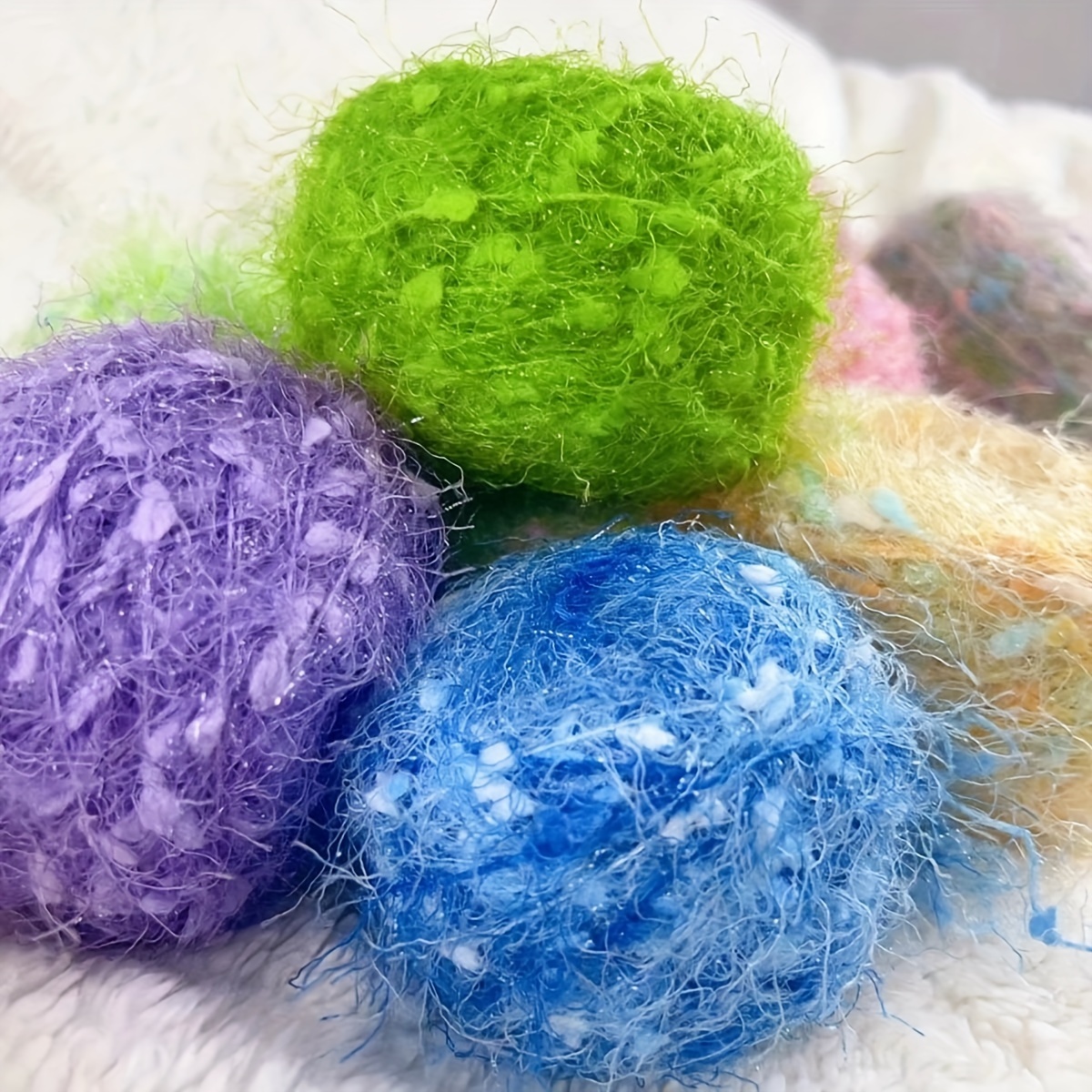 

1pc Feather Yarn With Sequins, Crochet Thread For Scarves, Shawls, Outerwear & Bags, 100% Polyester Fiber, Craft Yarn