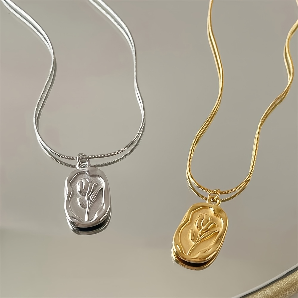 Women's Bohemian Snake Chain Geometric Rose Pendant Necklace