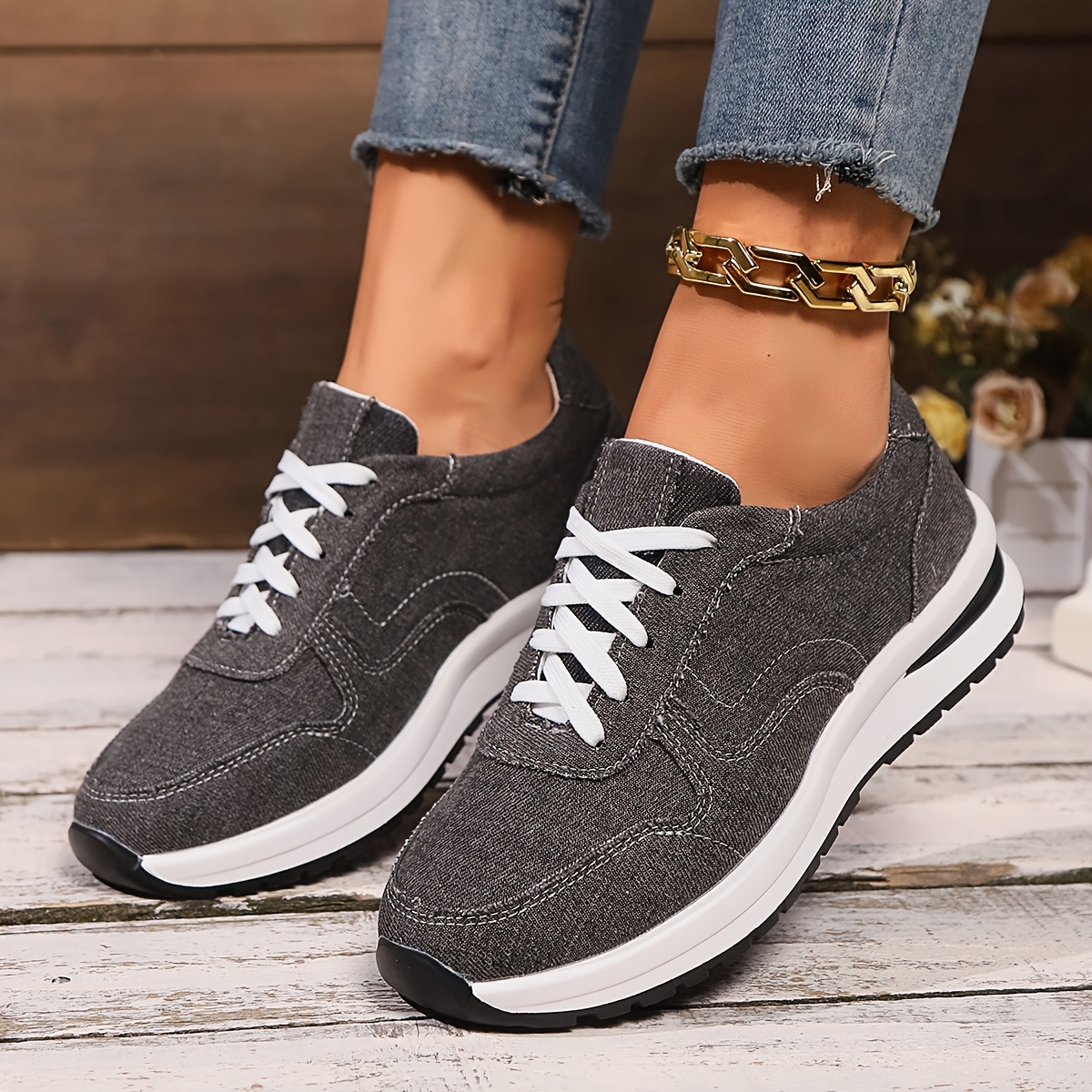 

Women's Sneakers, Plain Toe Fabric Upper With Lace-up Closure, Tpu Sole, Breathable Fabric Insole - Casual Walking Shoes