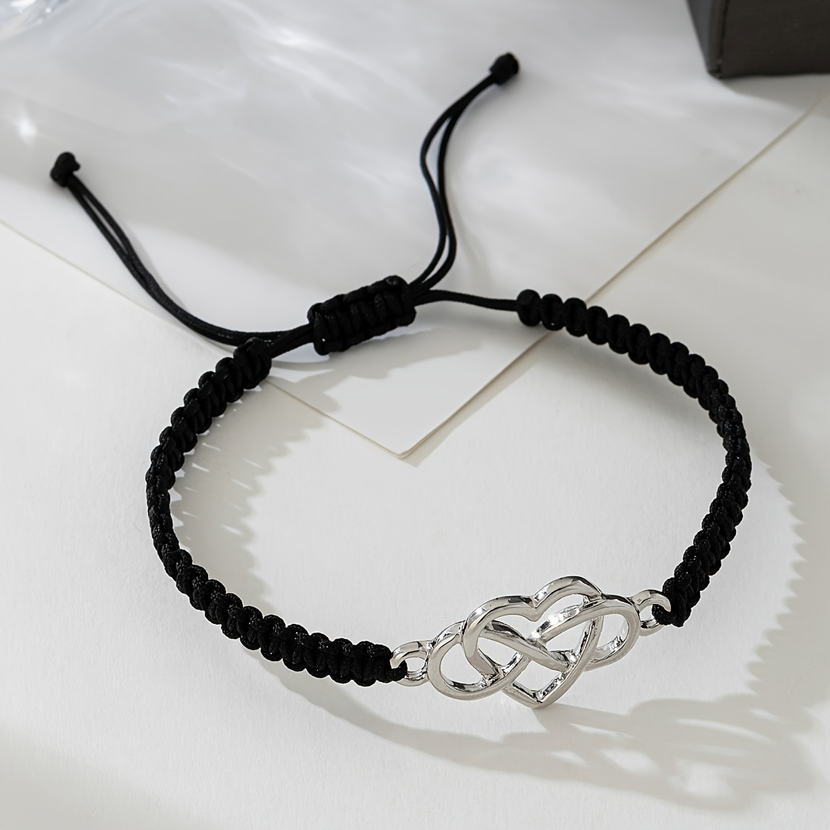 TEMU Braccialetto Intrecciato Amore Regolabile per Donne - Design Cuore Affascinante, in Nylon, per San Valentino e Celebrazioni , Braccialetti