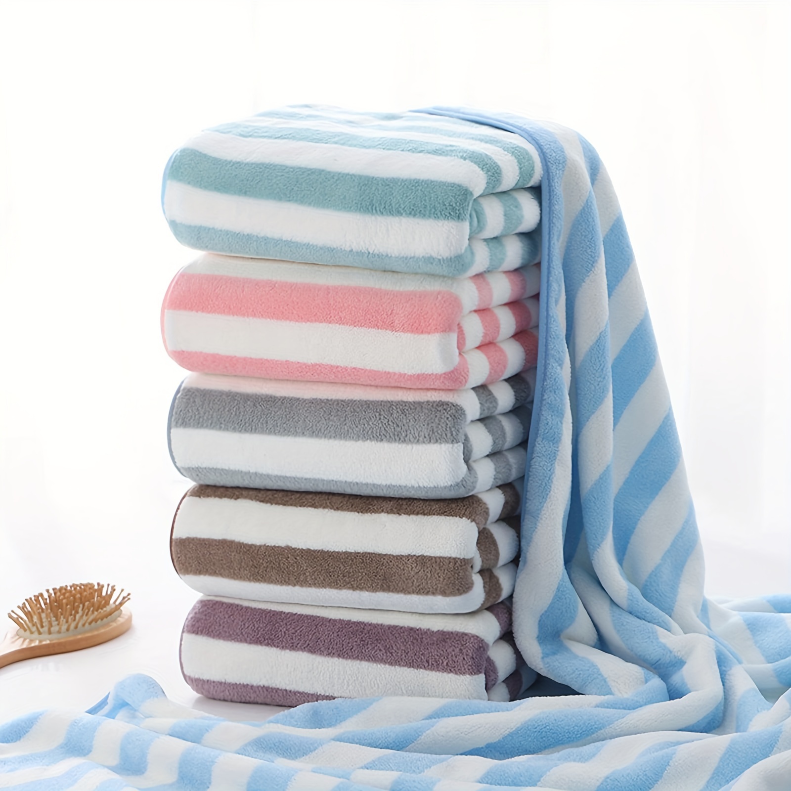 

Luxurious Striped Coral Velvet Bath Towel, Extra Large, Super Absorbent & Quick Drying, Colorfast, Lint-free With Double-edge Stitch, Ideal For Home, Pool & Beach Use