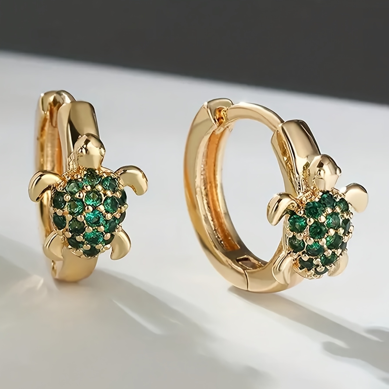 Image of 1 Pair Of Cute Turtle Cubic Synthetic Zirconia Hoop Earrings For Women's Everyday Matching Jewelry
