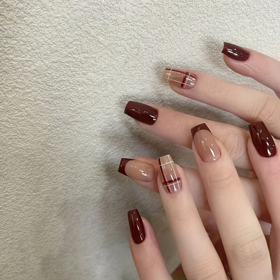 Image of 30pcs Elegant Wine Red French Pointed Fake Nails - Glossy Short Ballet Style With Striped Design, A Stylish And