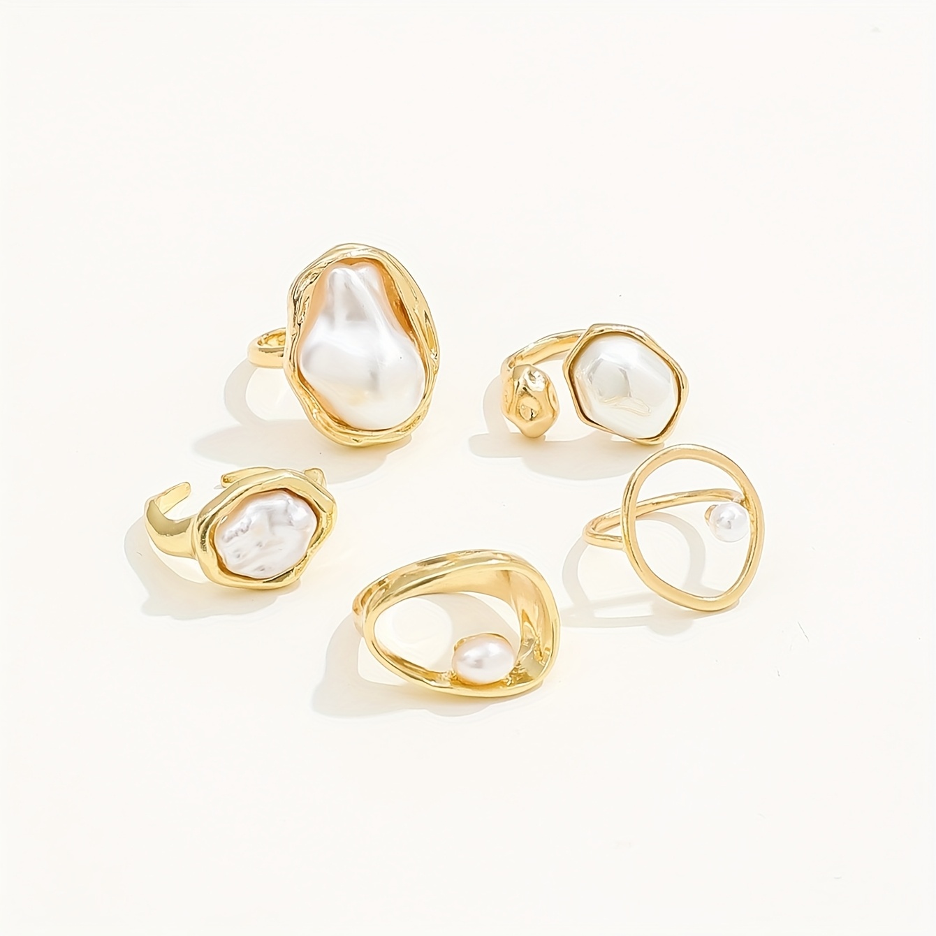 סט 5 טבעות פנינה מלאכותית מלוטשת בגזות יד מסגסוגות יד טבע מסווגות מוסוגות: מסגסוגות, מסיבות מסוימות חופשה, חתונות או מתן מתנות