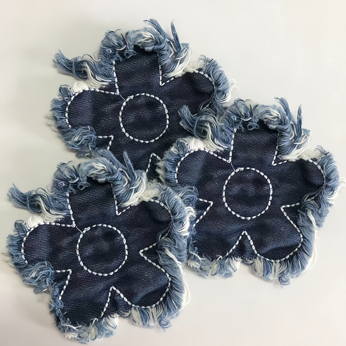 TEMU 3 Écusons Floraux en Jean avec Bords Effilochés, Appliques Décoratives à Coudre pour T-shirts, Robes et Accessoires de Sac, Patchs Floraux pour