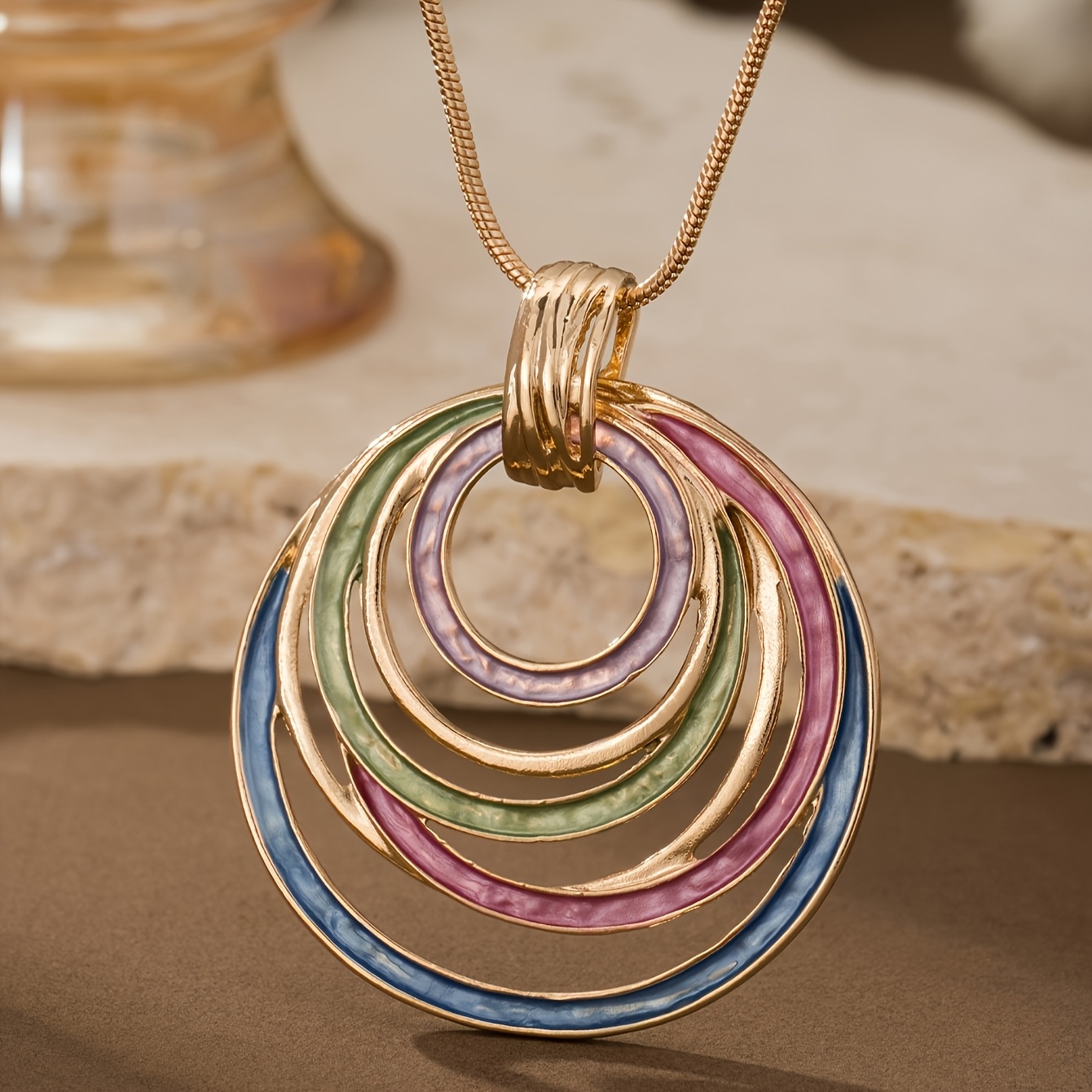 E-shop Damen-Modeanhänger Halskette aus Zinklegierung mit Emaille, verstellbar, geometrisch, rund, hohl, Retro-Bohemian-Stil, elegant, persönlich,