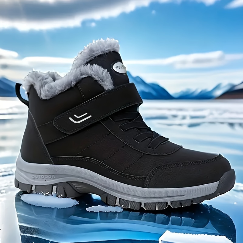 

New Winter Men's Outdoor Hiking Shoes, Warm Snow Boots With Thickened Fleece For Sports And Casual Wear.