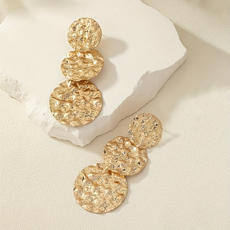 2pcs Sexy Geometric Round Dangle Earrings Textured Golden Finish Iron Material