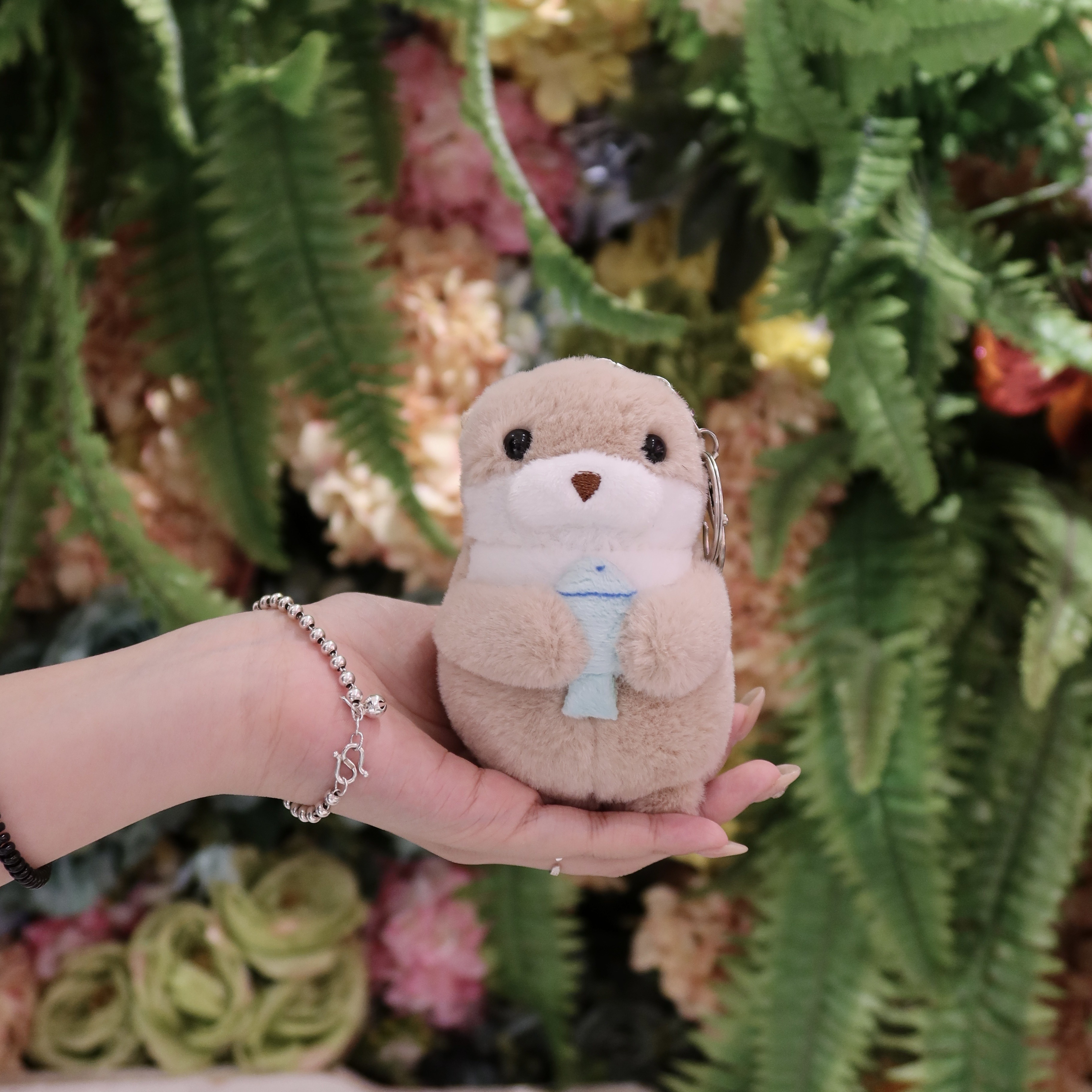 

Cartoon Otter Plush Doll, Cute Little Otter Animal Plush Toy, Birthday Gift, Table Decoration