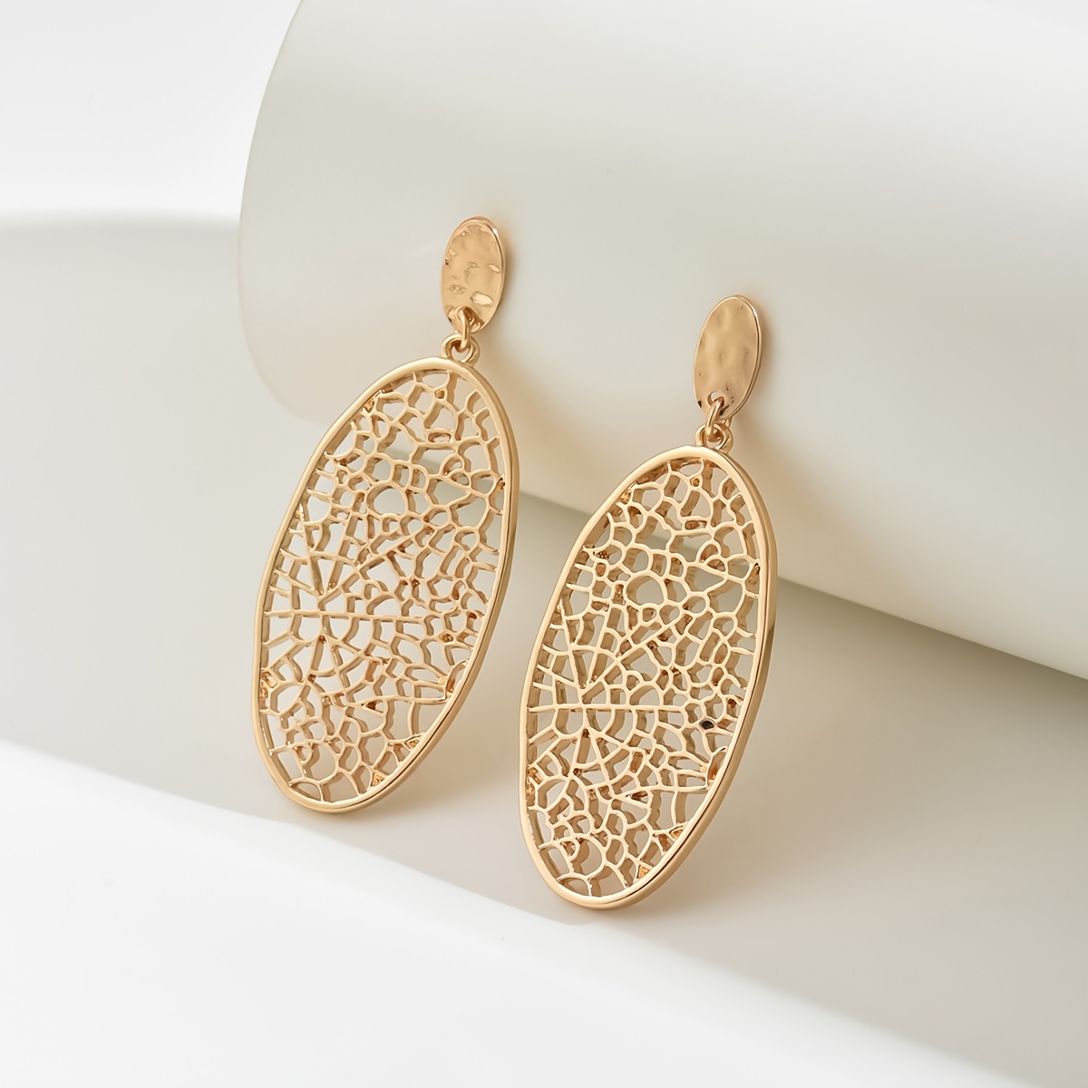 TEMU Pendientes de moda vintage calados, estilo de lujo