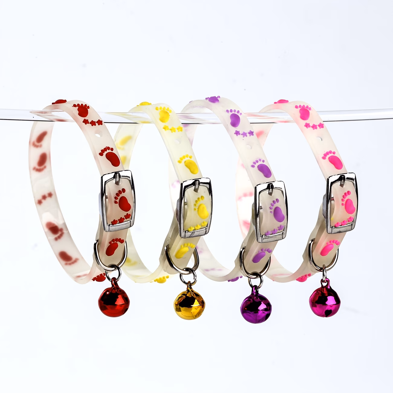 random color in the dark collar cute glowing pet collar for luminous pet collar glow in the dark collar with paw print safety anti loss collar suitable for small dogs and cats in multiple colors Product details 5