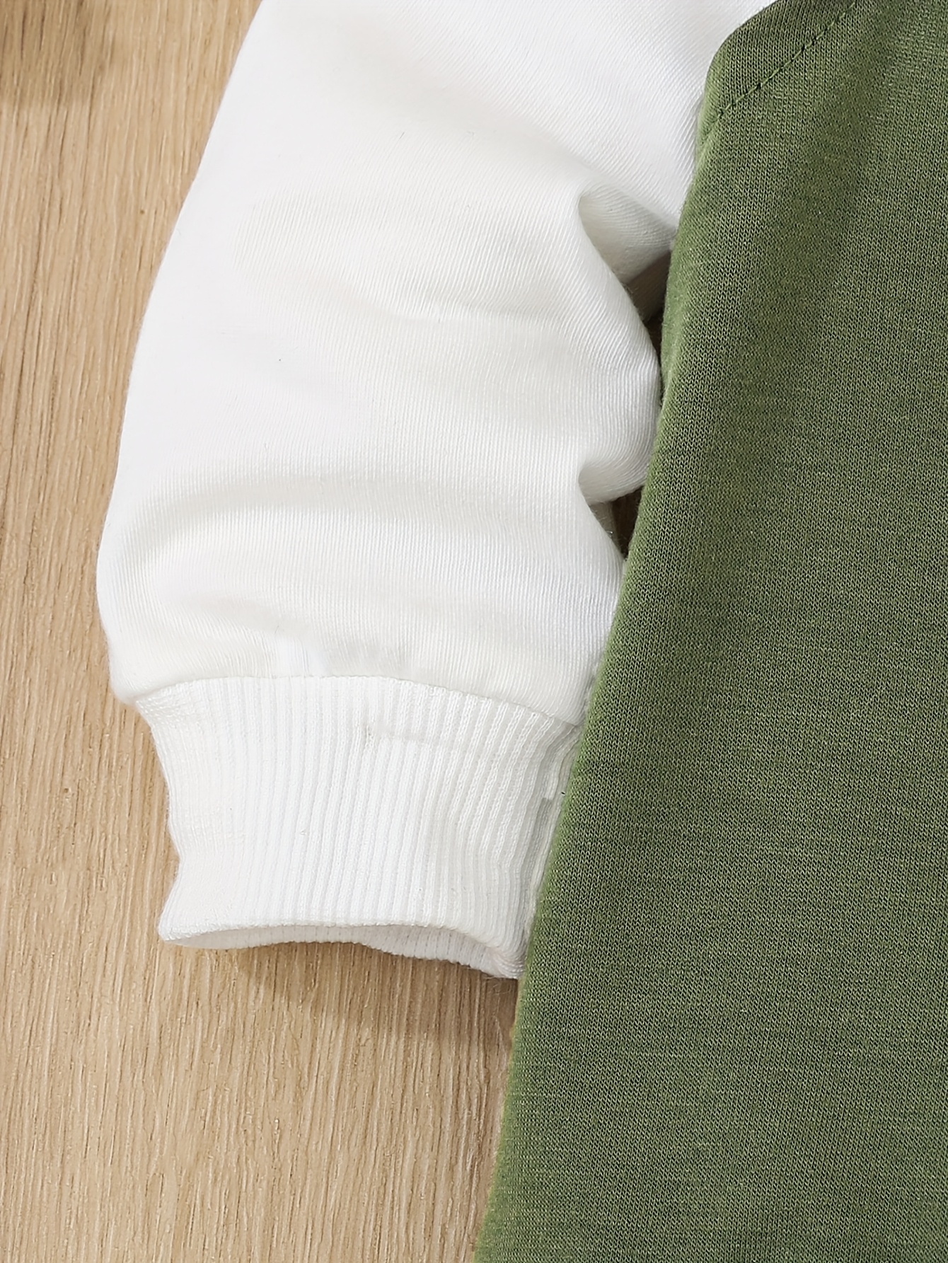 A 3pcs Set for Baby Boys Featuring a Hoodie with Bear And a Vest - Casual Sportswear with Zipper Details, Machine Washable - Perfect for Spring And Autumn, Ideal for Outdoor Activities. - Image 10