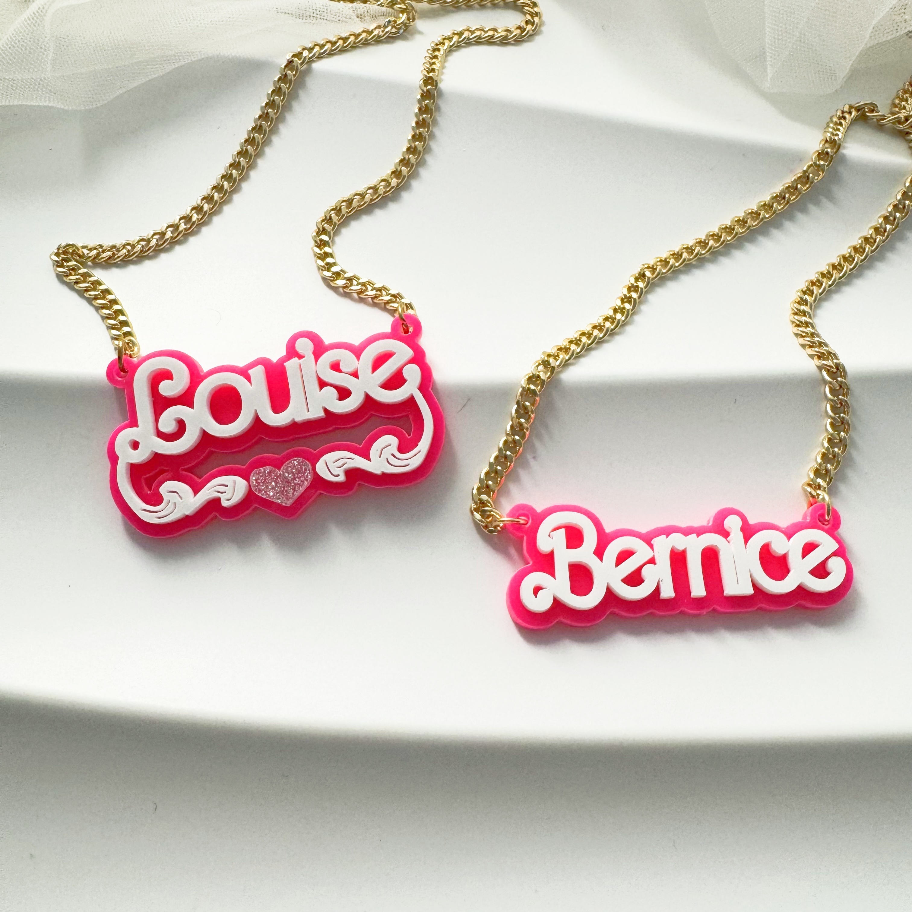 

Customizable Acrylic Name Pendant Necklace With Heart Detail - Cute Y2k Style Double Layered Tag - Non-plated Fashion Jewelry For Gift, Party, Mardi Gras - Unisex Accessory