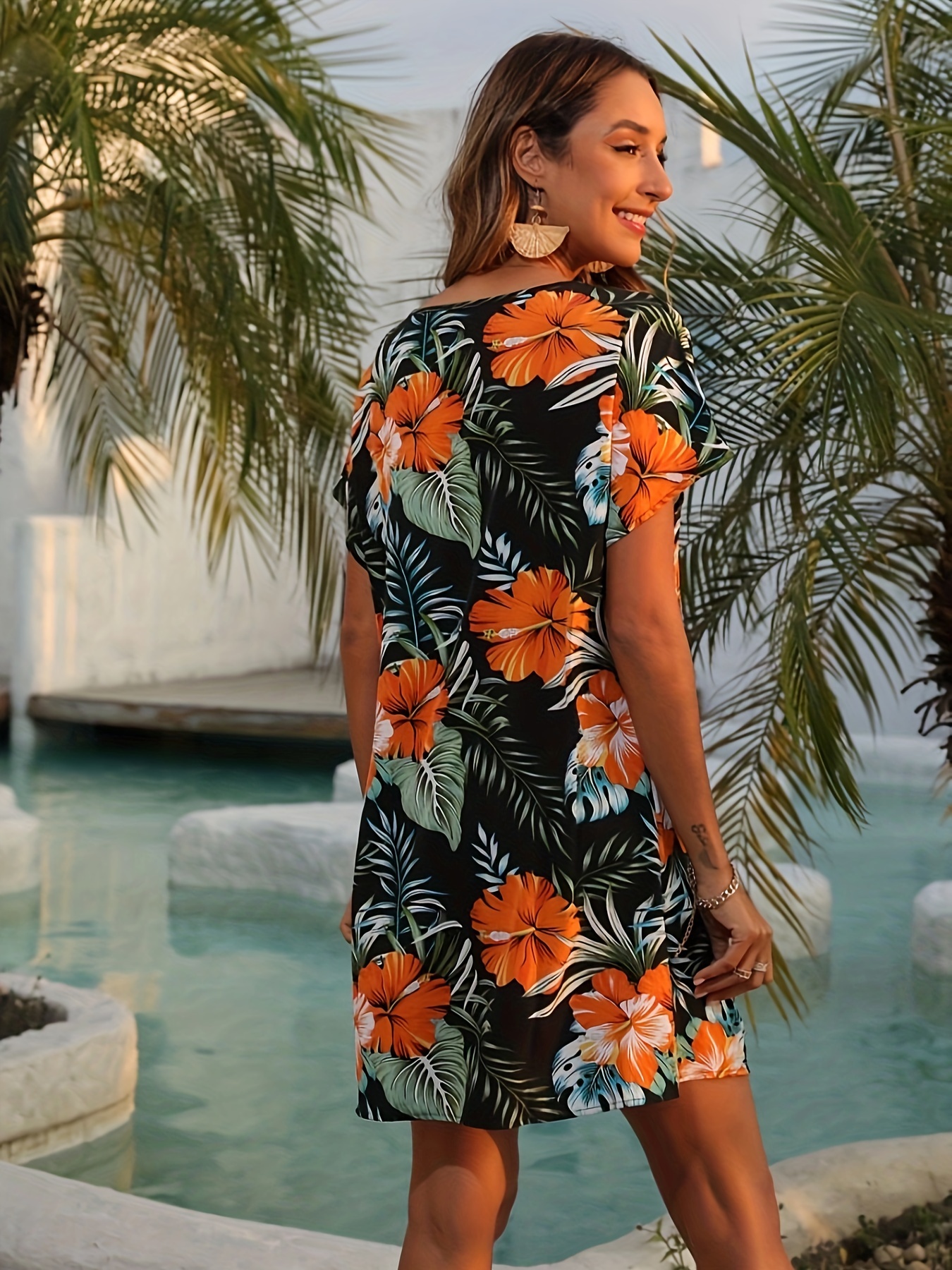 women's tropical floral print v-neck short sleeve mini dress with