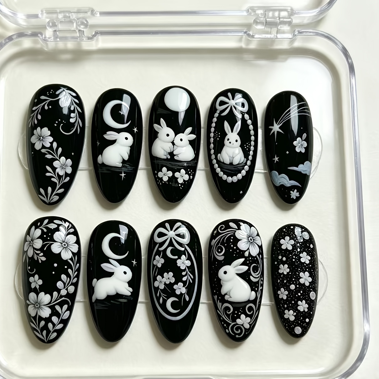 TEMU Faux ongles à pression Lapin et floraux avec base noire, nouvelle manucure courte en style chinois doux avec lapin peint à