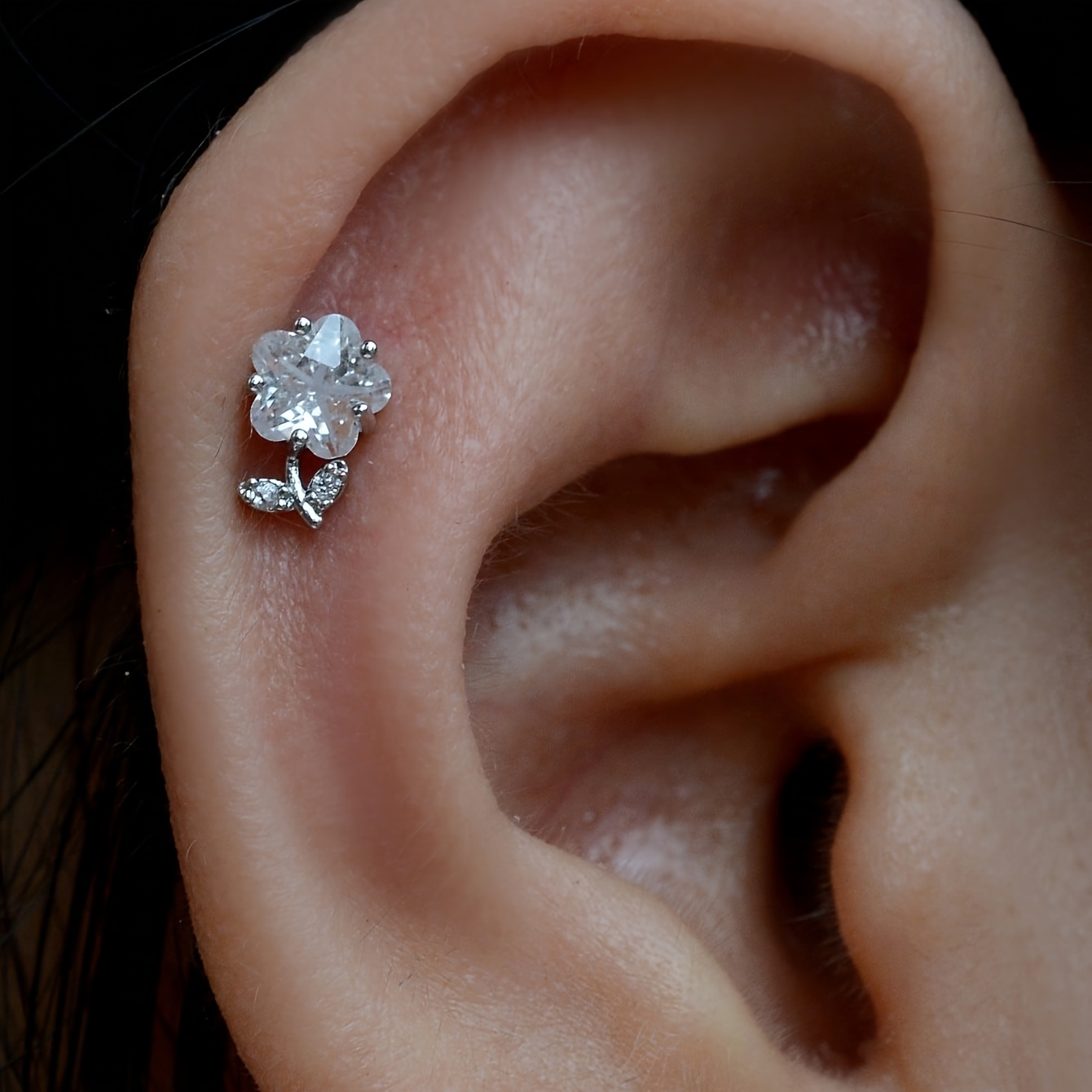 TEMU Orecchini 2D, 1 pezzo da donna in cartilagine placcati in oro reale 18k, adatti per piercing a , elice, rook, conchiglia - Piccolo orecchino con