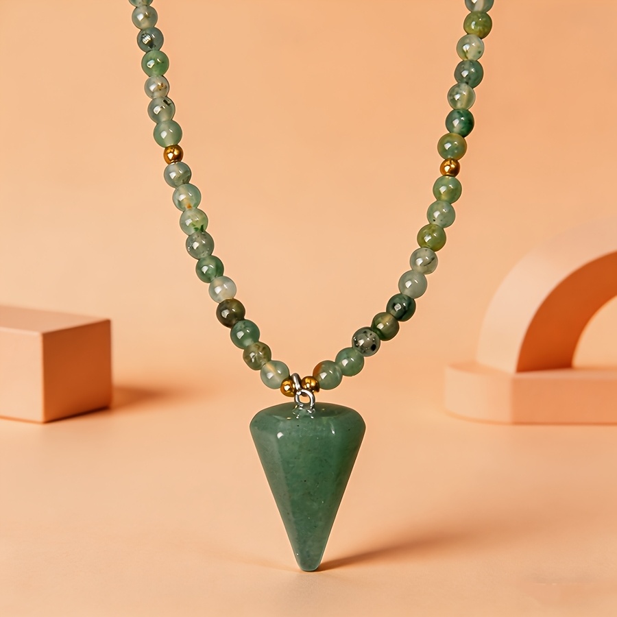 Natural Stone Green Dongling Necklace with Vintage Cone-Shaped Pendant