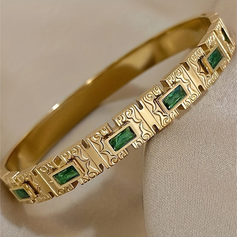 Image of A Vintage-style Open Bangle With Green Synthetic Cubic Zirconiaia Inlay, Suitable For Daily Wear And Gifting