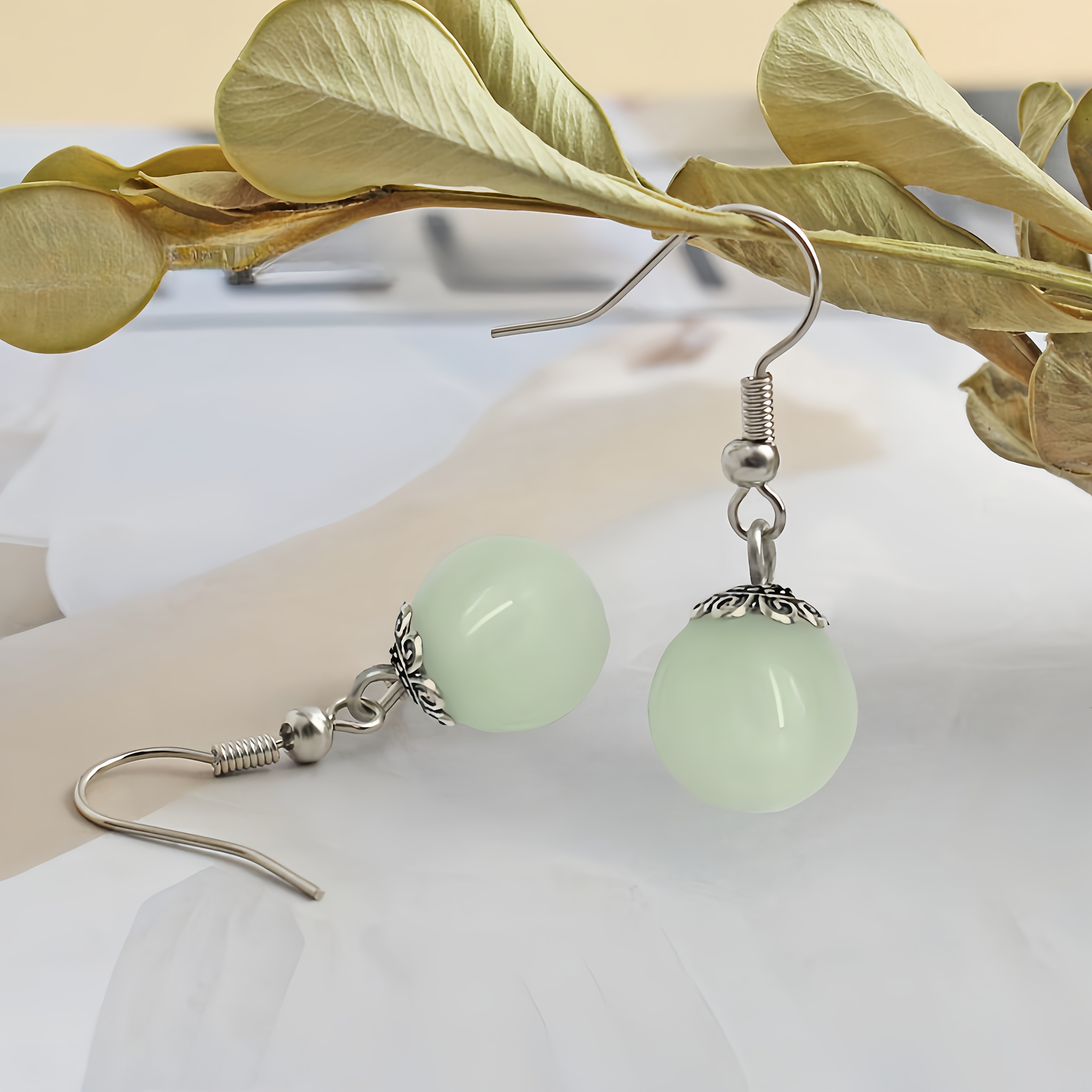 TEMU 1 Paire de Boucles d'Oreilles Rondes Faciles et Polyvalentes avec Perles Luminescentes, Bijoux Individuels pour Fêtes, Halloween/Noël, Cadeau