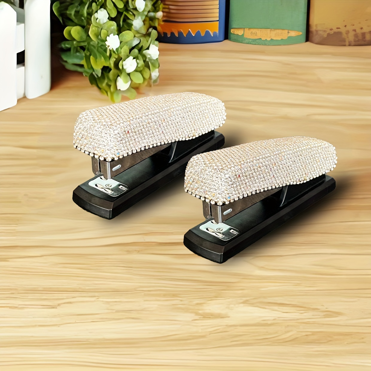 

Luxury Diamond-encrusted Manual Desktop Stapler With – Portable, Fashionable Office Accessory, Perfect Gift (1 Pack)