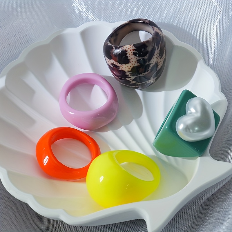 5pcs Pastel Resin Rings Women's Accessory
