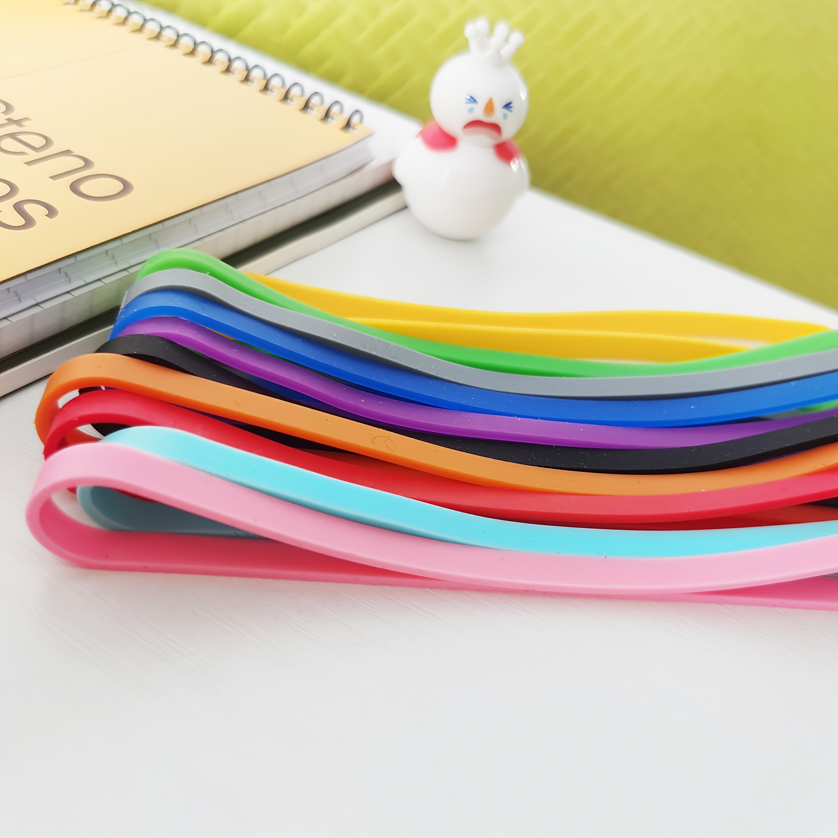 

Lot de 10 Élastiques en Silicone Colorés pour Livres, Exercices, Cuisine, Emballage, Boîtes, Cartes, Artisanat, Fournitures Scolaires de Bureau à Domicile