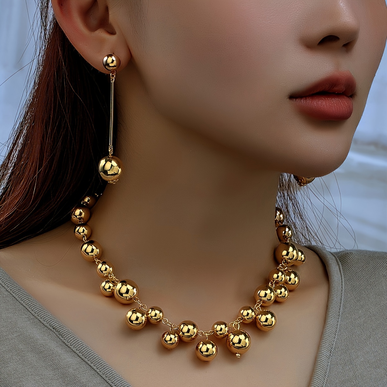 

Golden Chunky Bead Jewelry Set, Vintage Style, Luxury Noble Dangle Earrings And Necklace Combo, High-fashion Statement Pieces For Women