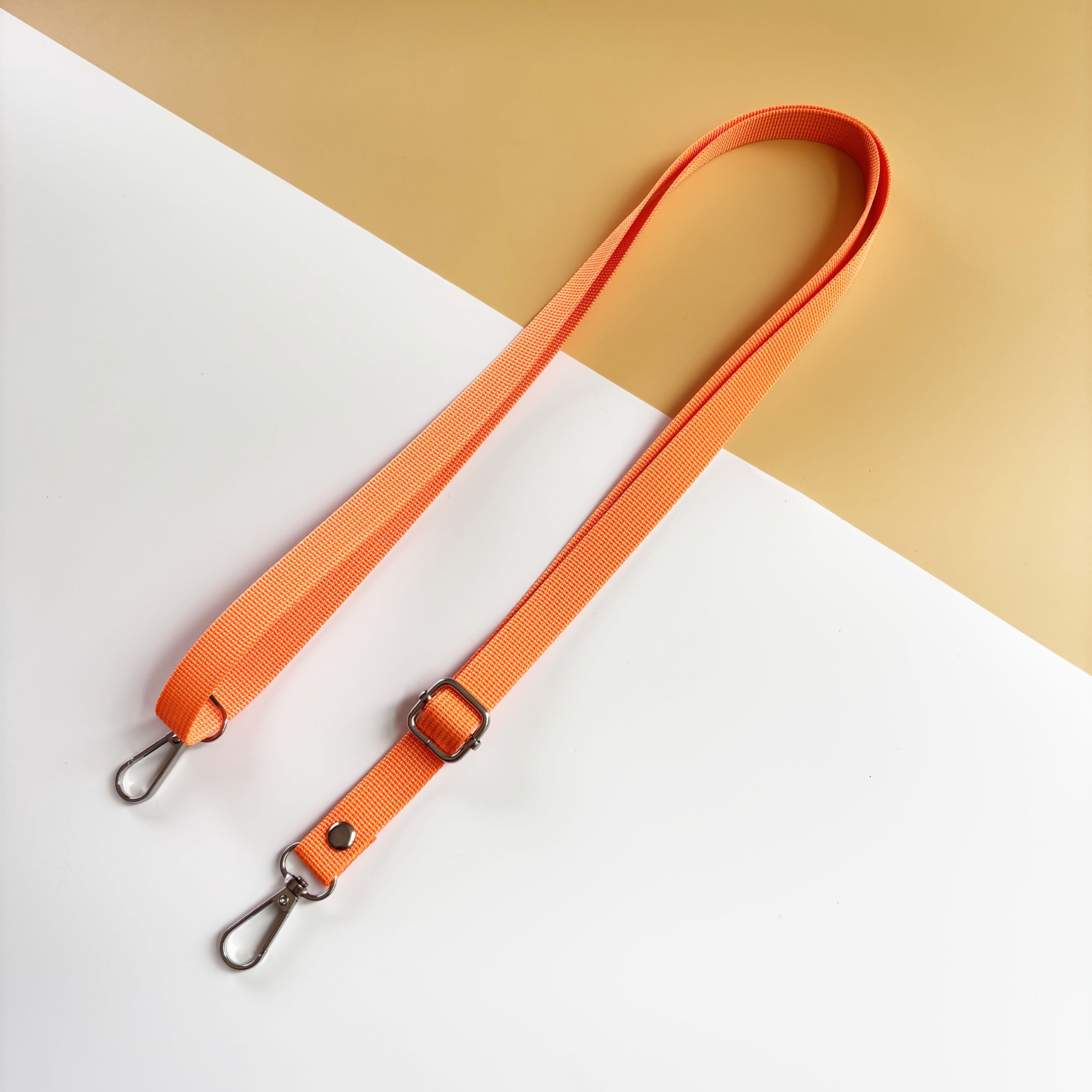 1pc, Width 1.5cm X Length 130cm (adjustable) Macaron Multicolor Crossbody Strap Women's Shoulder Strap Hanging Rope Silvery Adjustable Phone Hanging Strap Crossbody Hanging Rope Phone Back Bag