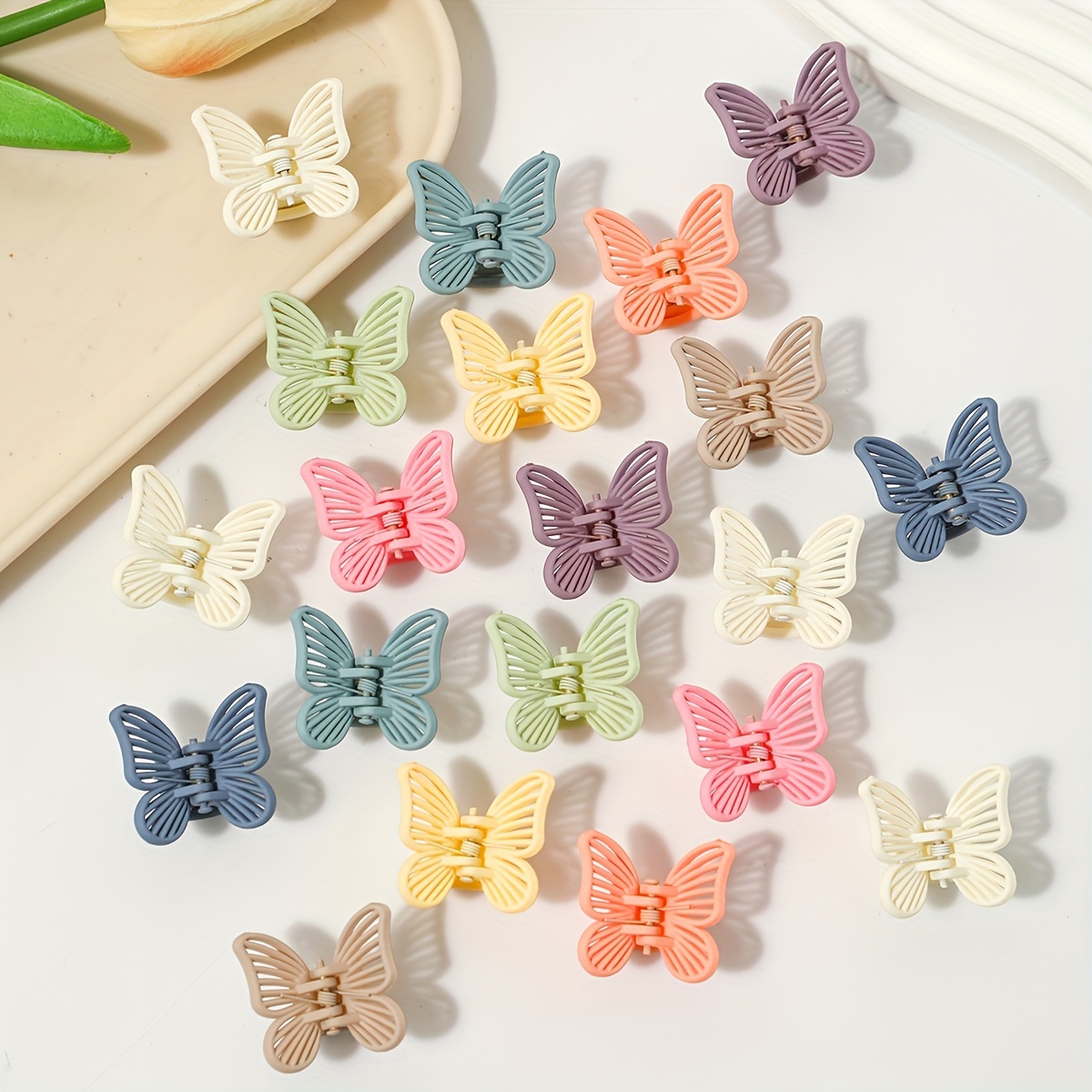 

40 Ladies Butterfly Cutout Plastic Candy Multicolor Mix Random Sweet Bangs Mini Hair Accessories Hair Claw Clip