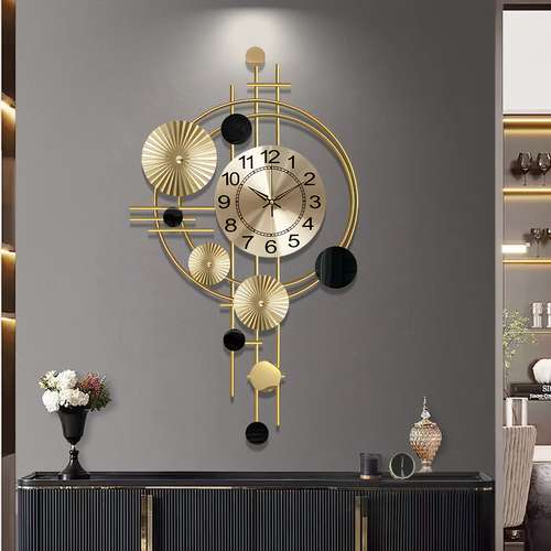 How to Decorate around a Round Wall Clock in Kitchen: Stylish Ideas