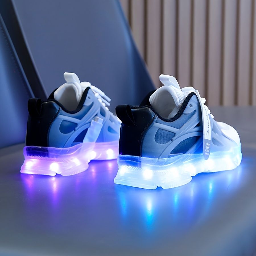 GUANGLAN LED Glow in the Dark Schoenen met USB-aangedreven Verlichting, Draaibare Sluiting - Lage Sneakers voor Jongens & Meisjes, PU Bovenwerk & TPR Zool - Glow-in-the-Dark Zolen voor 's Nachts, Feesten, Casual Kleding - Kinderfeestschoenen (Makkelijk Aan/Uit), Ademend Mesh Interieur
