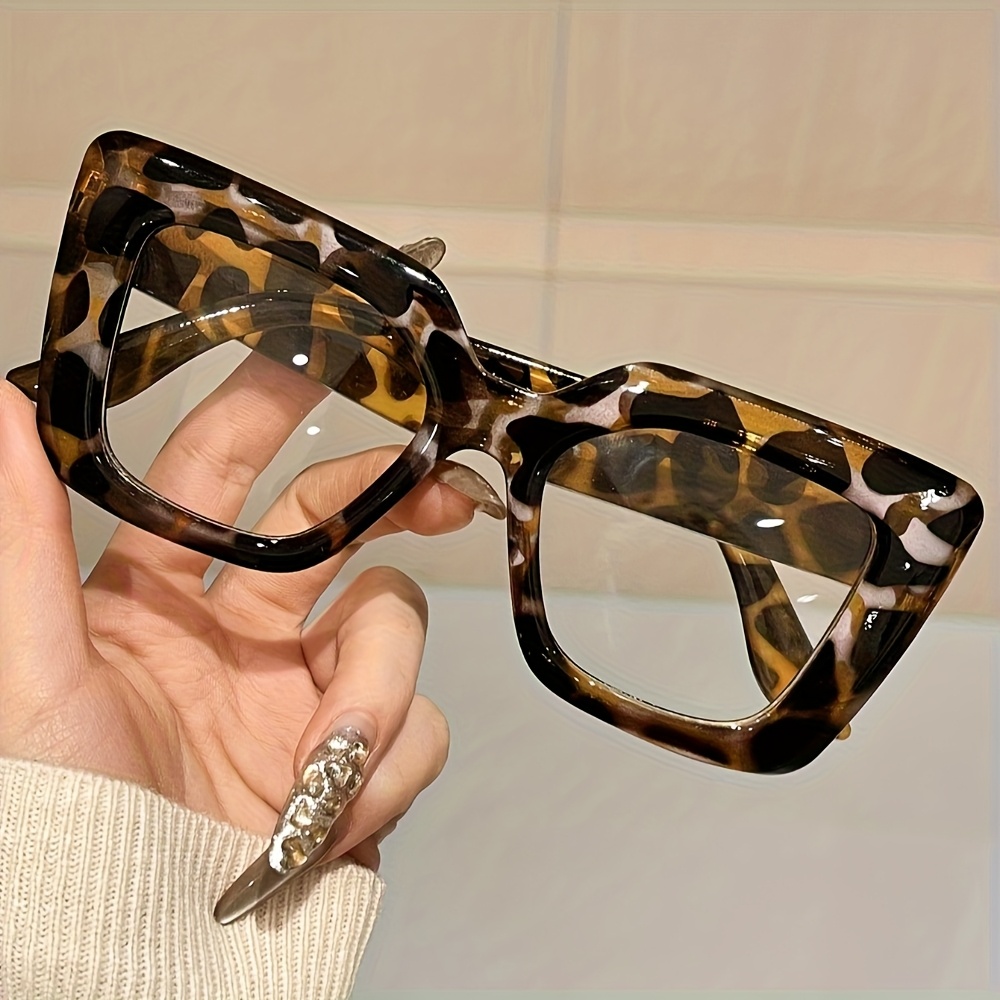 Image of A Pair Of Retro Large Frame Unisex Trendy Glasses, Suitable For Street Photography, Daily Wear