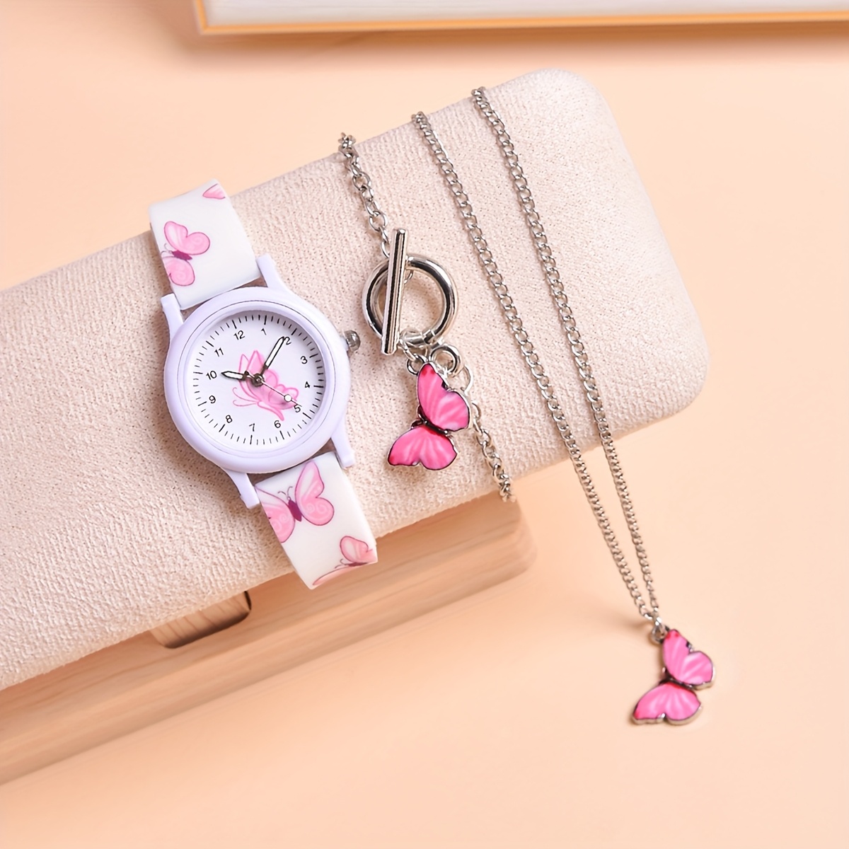Image of Fashionable And Creative Silicone Watch Strap For Girls, Student Quartz Wristwatch, And A 3pcs Necklace And Bracelet Set