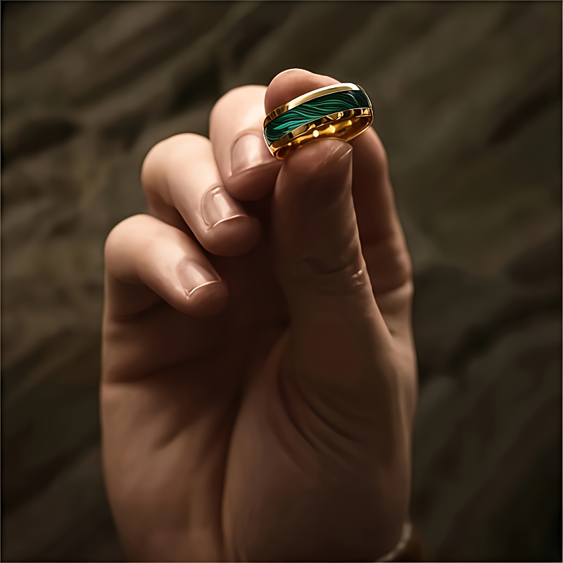 Men's 8mm Turquoise Pattern Titanium Wedding Ring